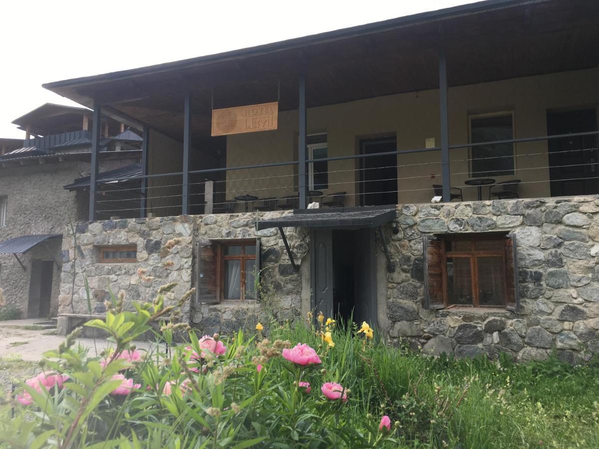 Hotel Lemi Mestia Exterior foto